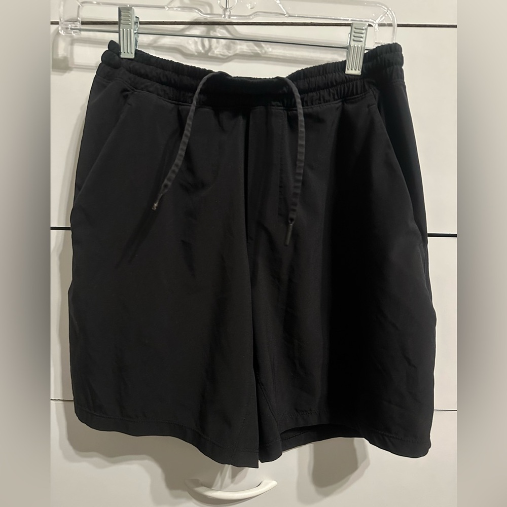 Men’s Lululemon shorts size small